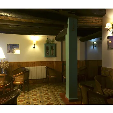 Rurales Victor Chamorro Del Arco Apartment *