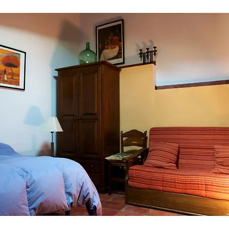 Rurales Víctor Chamorro Del Arco Apartamento *