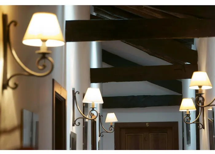 Rurales Victor Chamorro Del Arco * Hervás